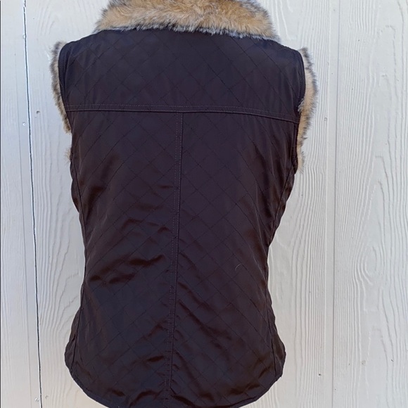 HAROLD’S REVERSIBLE FAUX 2-IN-1 BROWN VEST SIZE M - Picture 4 of 9